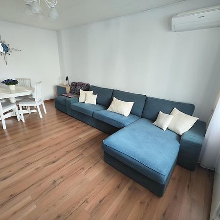 Platinum Apartment - Apartament Cu 3 Camere, 2 Dormitoare, 2 Bai, Bucatarie Complet Utilata, 2 Balcoane Bucureşti Exterior foto