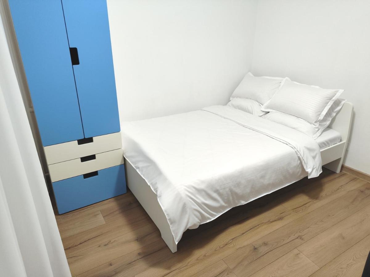 Platinum Apartment - Apartament Cu 3 Camere, 2 Dormitoare, 2 Bai, Bucatarie Complet Utilata, 2 Balcoane Bucureşti Exterior foto