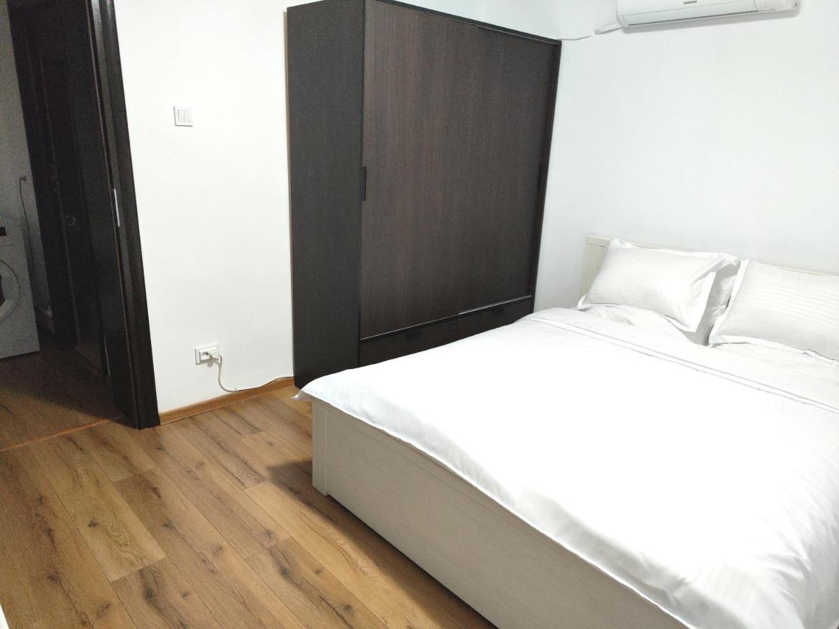 Platinum Apartment - Apartament Cu 3 Camere, 2 Dormitoare, 2 Bai, Bucatarie Complet Utilata, 2 Balcoane Bucureşti Exterior foto